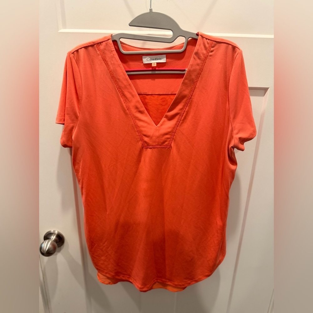 Calvin Klein Medium Coral V Neck Blouse Stretch Short Sleeve Top